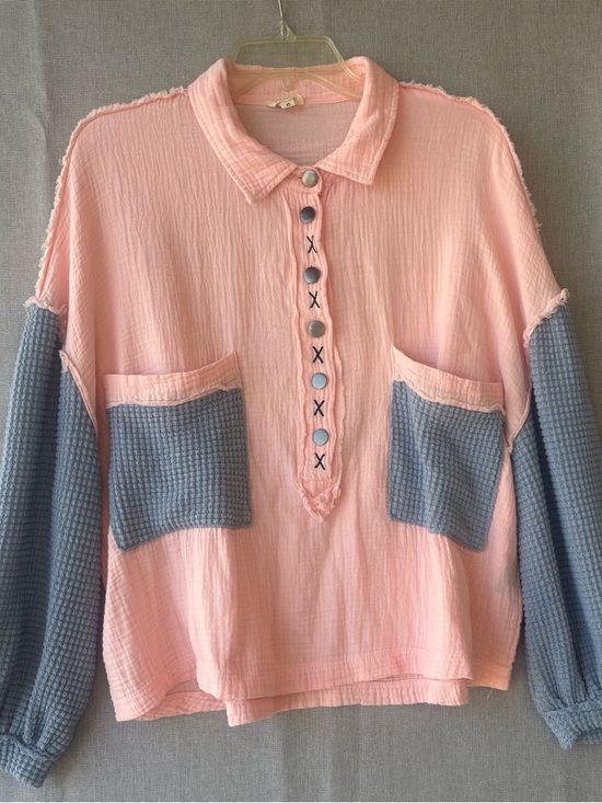 POL Tops - POL Pink Lightweight Top cozy, and comfortable size small 100% cotton XOXO
